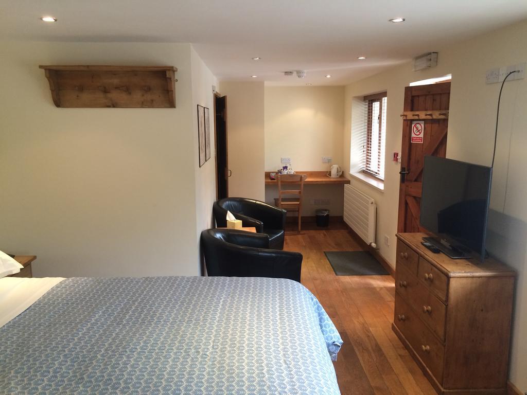 Inn The Saracens Head